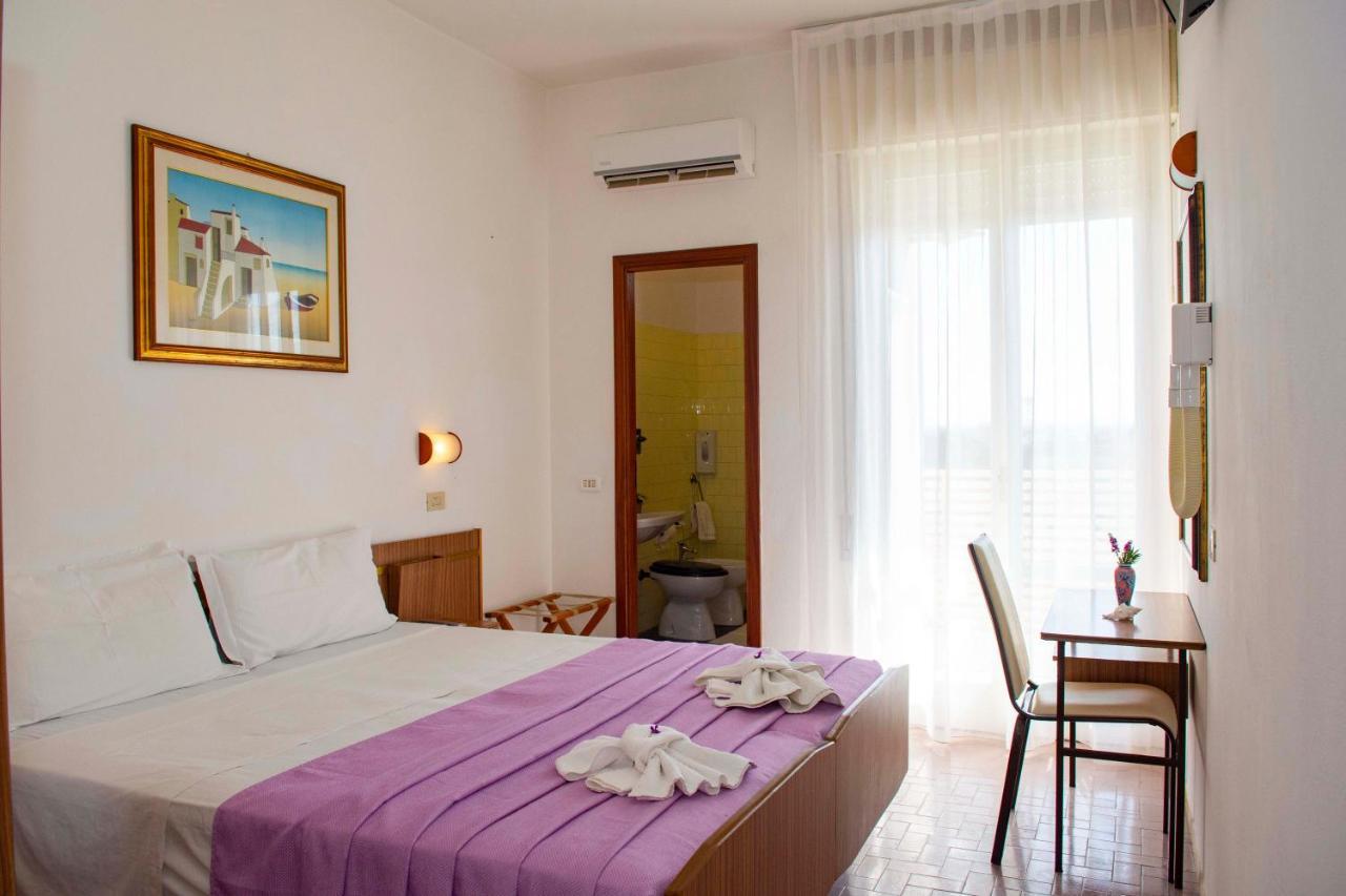 Hotel Sara*** Cesenatico Luaran gambar