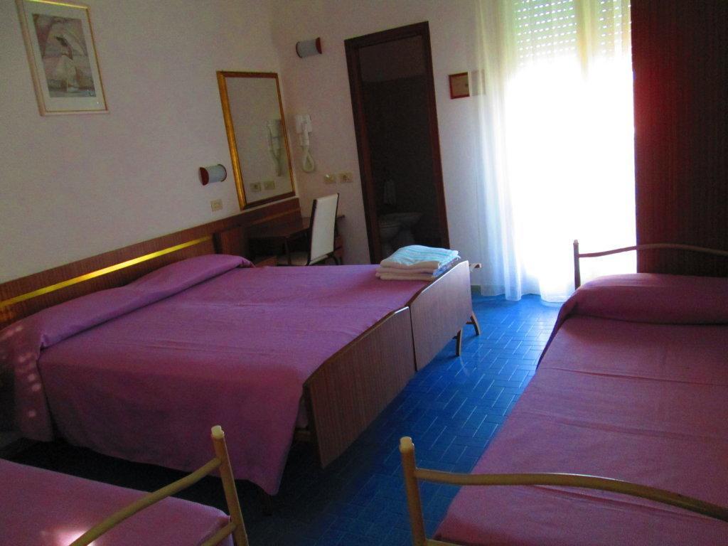Hotel Sara*** Cesenatico Luaran gambar