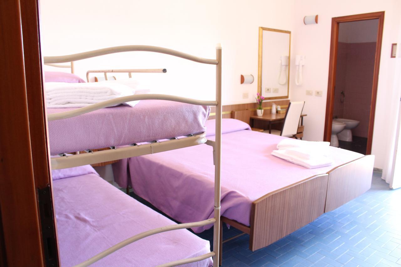 Hotel Sara*** Cesenatico Luaran gambar