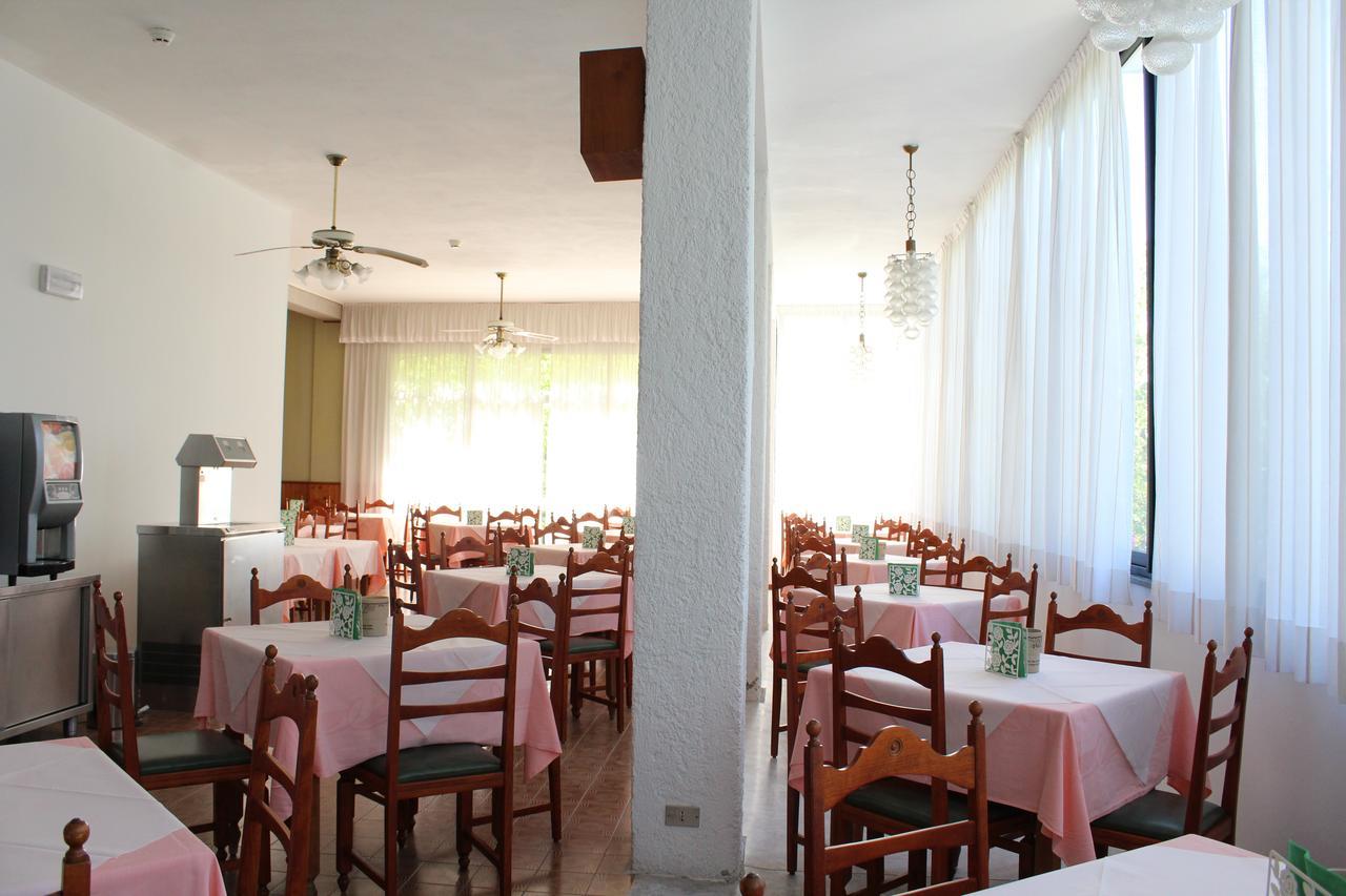 Hotel Sara*** Cesenatico Luaran gambar