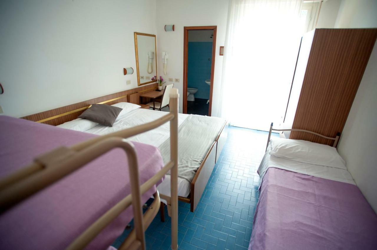 Hotel Sara*** Cesenatico Luaran gambar
